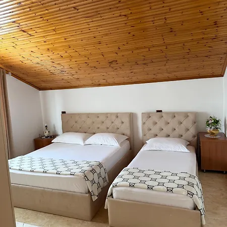 Villa Garden Shkodër